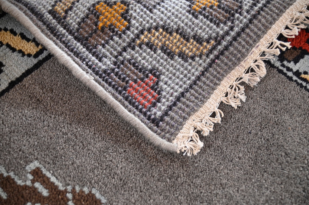 Lion Pictorial Rug | 4' x 6'2" | c. 1960s–1980s