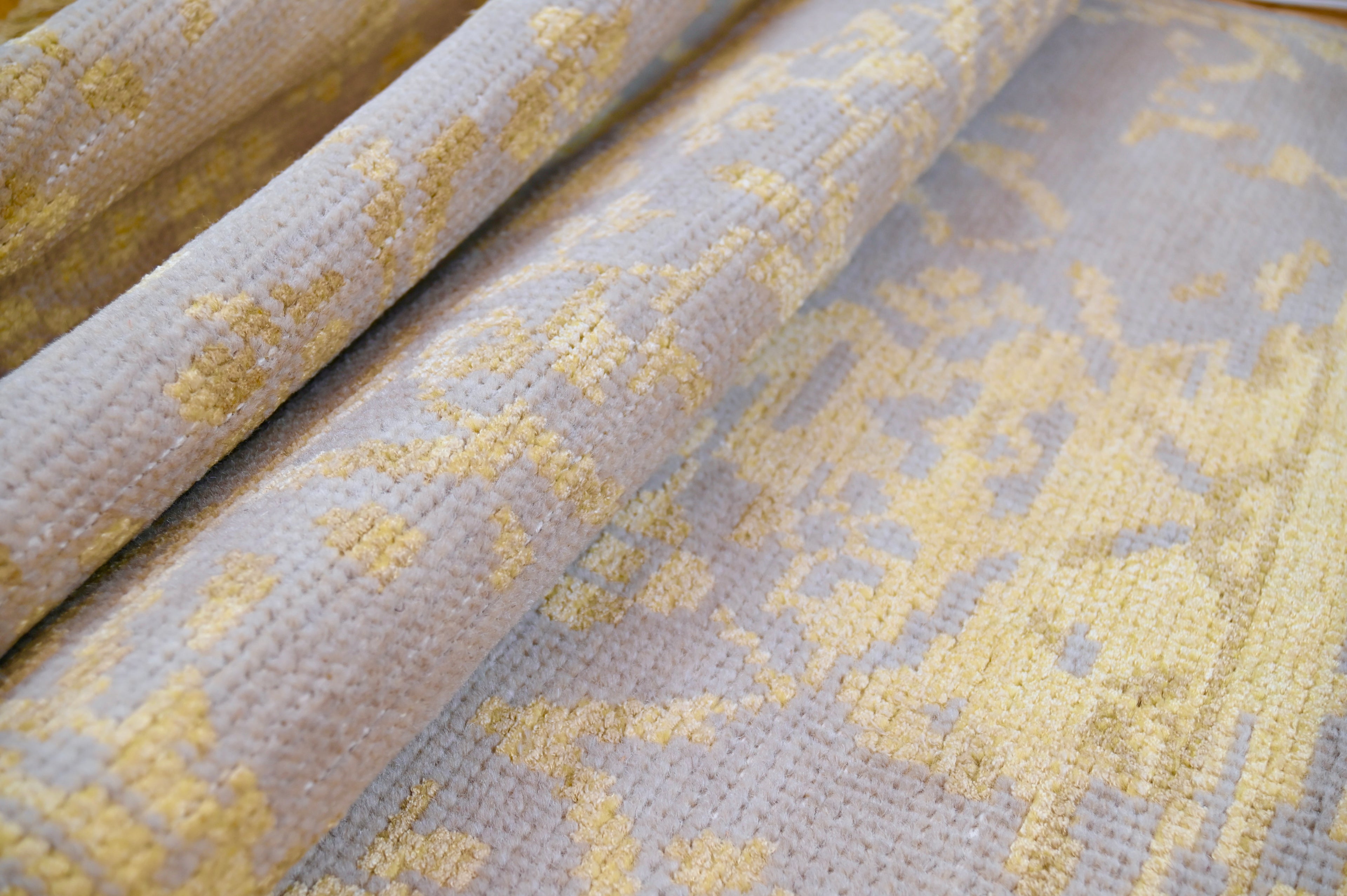 Luminous Wool & Silk Floral Rug | 3' x 5' | c. 2000s–2020s