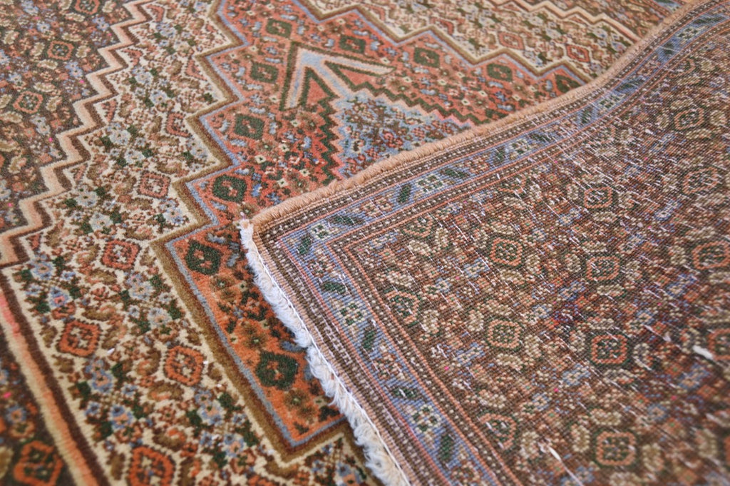 Qashqai/Khamseh Tribal Medallion Rug | 3'4" × 2'7" | c. 1920–40