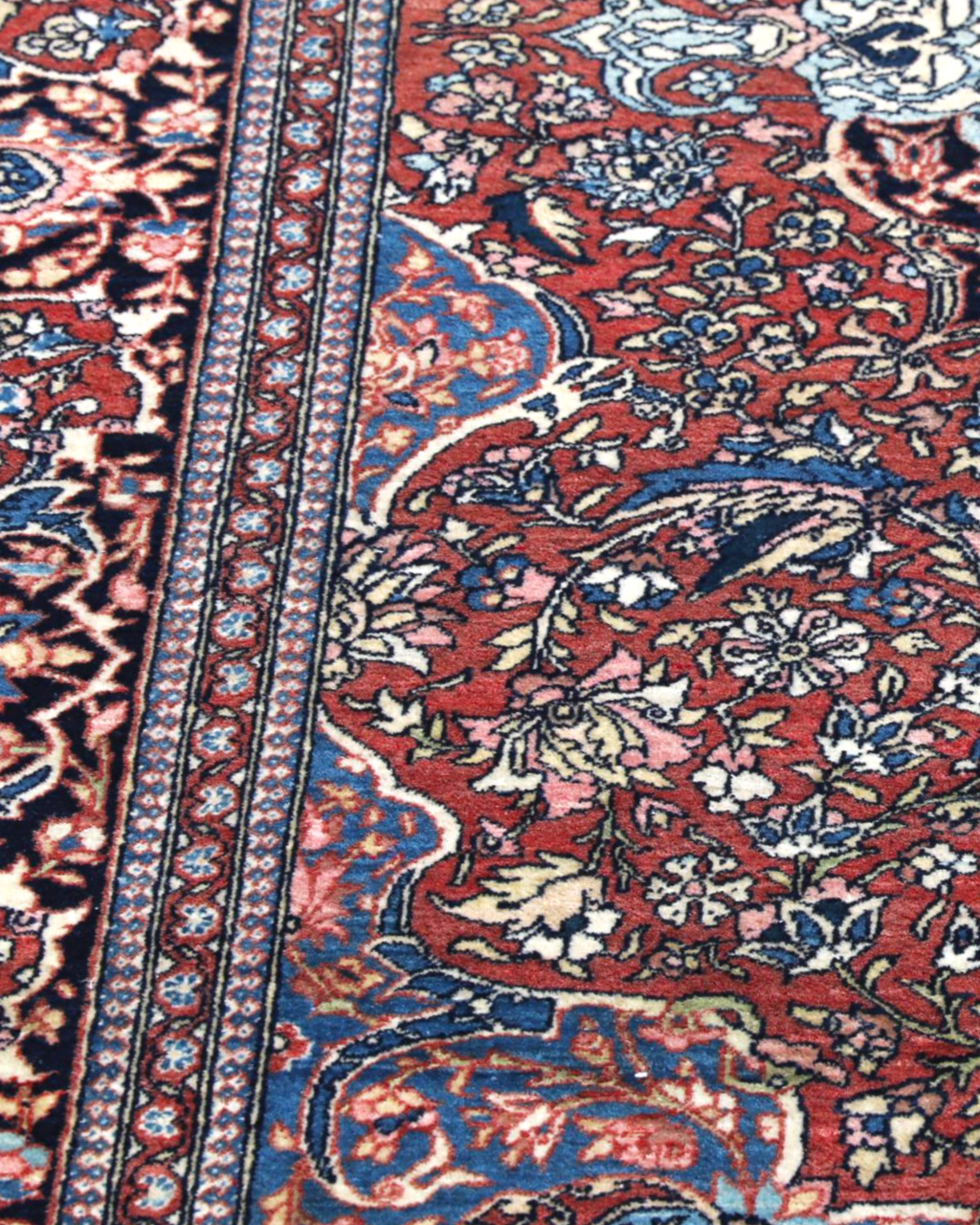 Antique Isfahan Persian Rug | 7'3" x 4'7" | c. 1930s