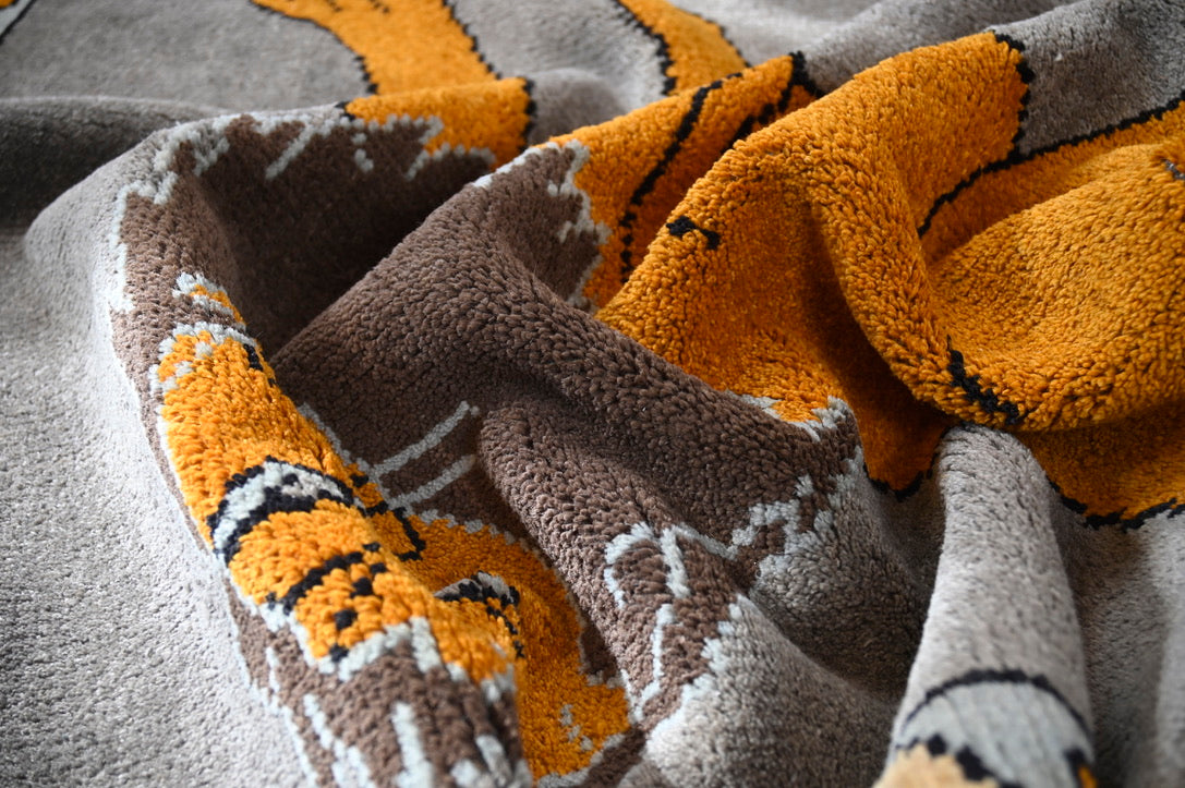 Lion Pictorial Rug | 4' x 6'2" | c. 1960s–1980s