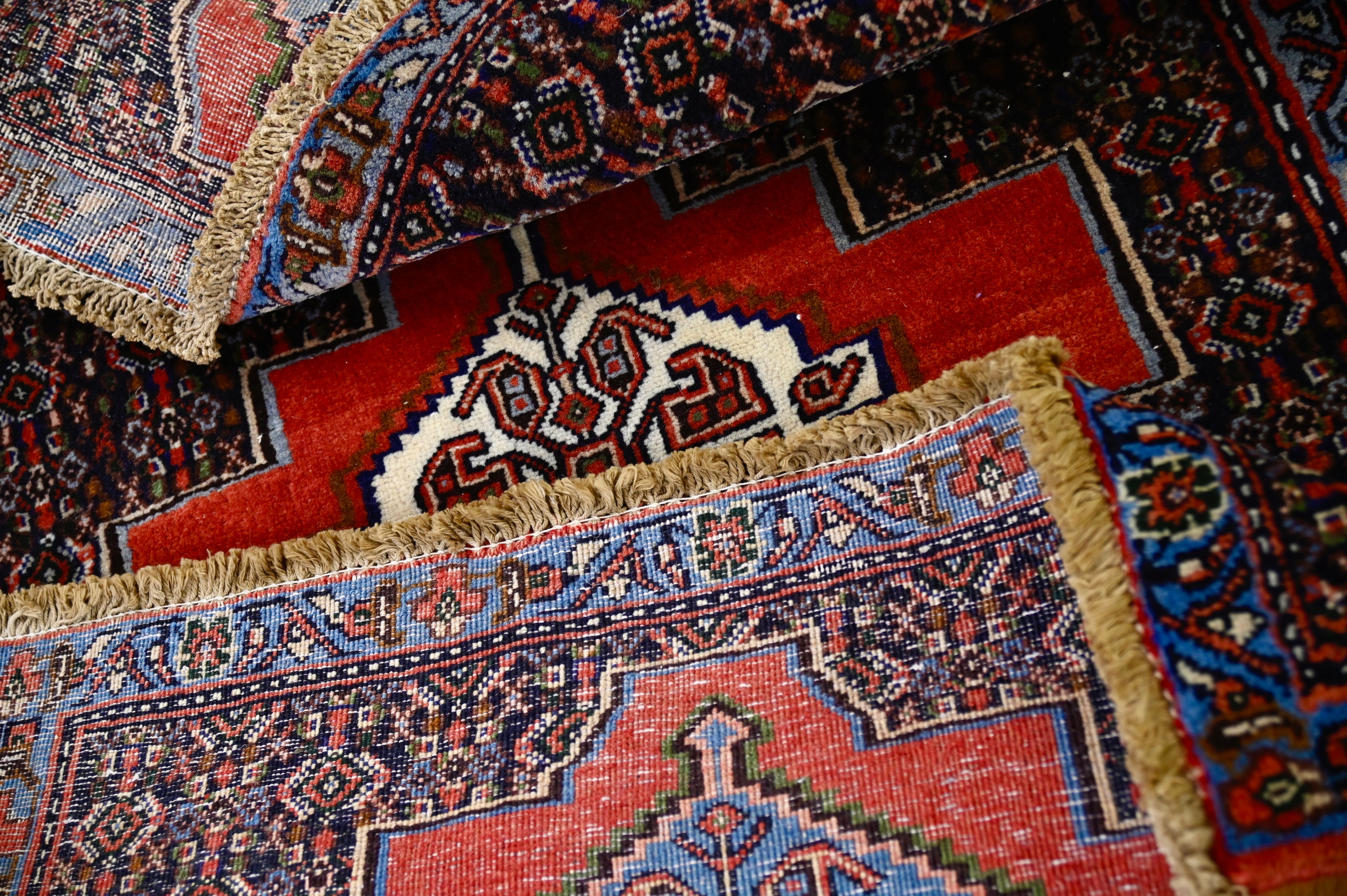 Hamadan Tribal Rug | 2'5" x 3'3" | c. 1950s–1960s