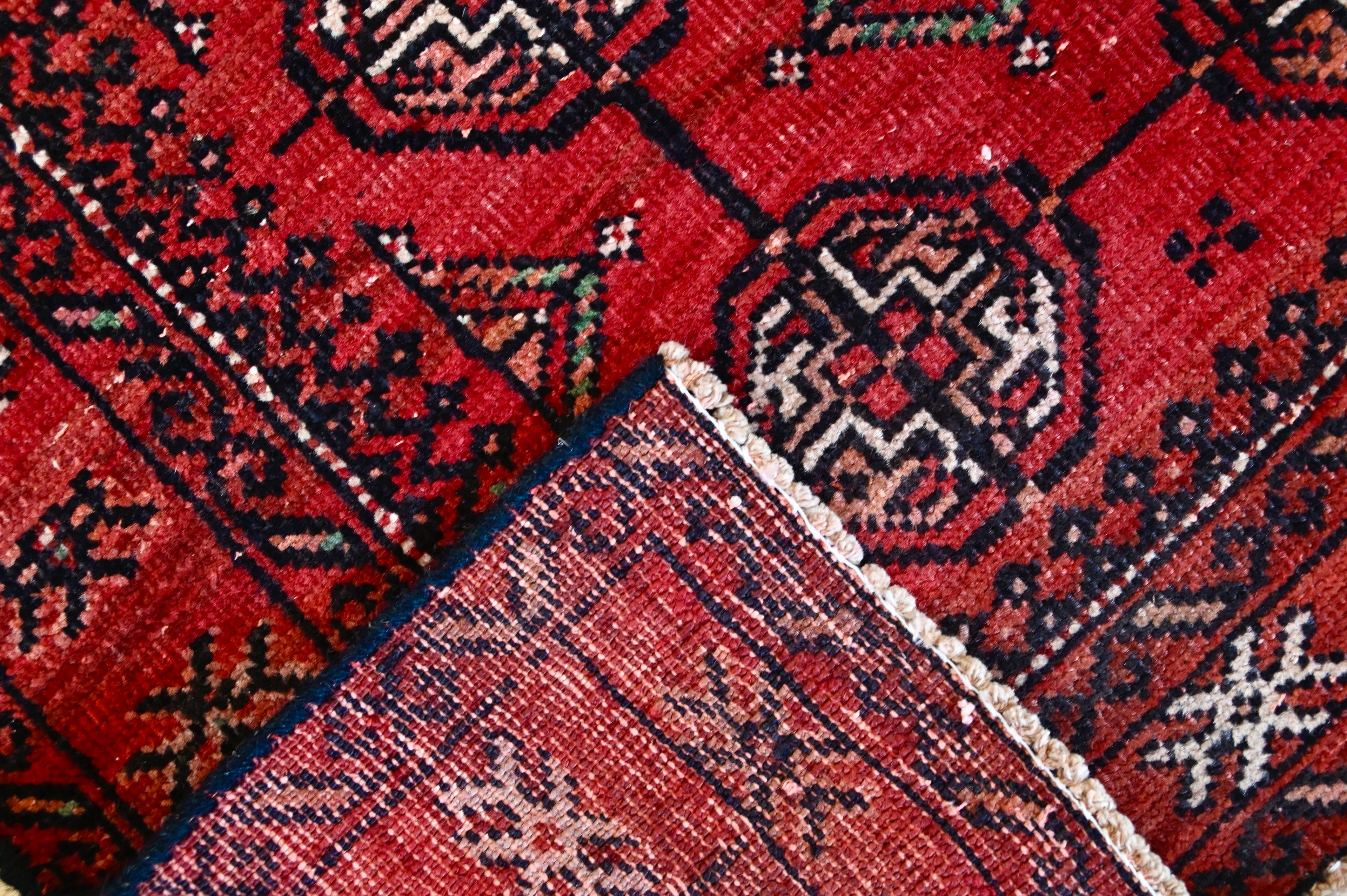 Turkmen Tekke Gul Rug | 3'4" x 4'6" | c. 1940s–50s