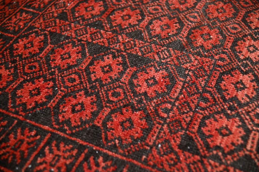 Antique Baluch Prayer Rug | 2'10" x 4'10" | c. 1920–1940