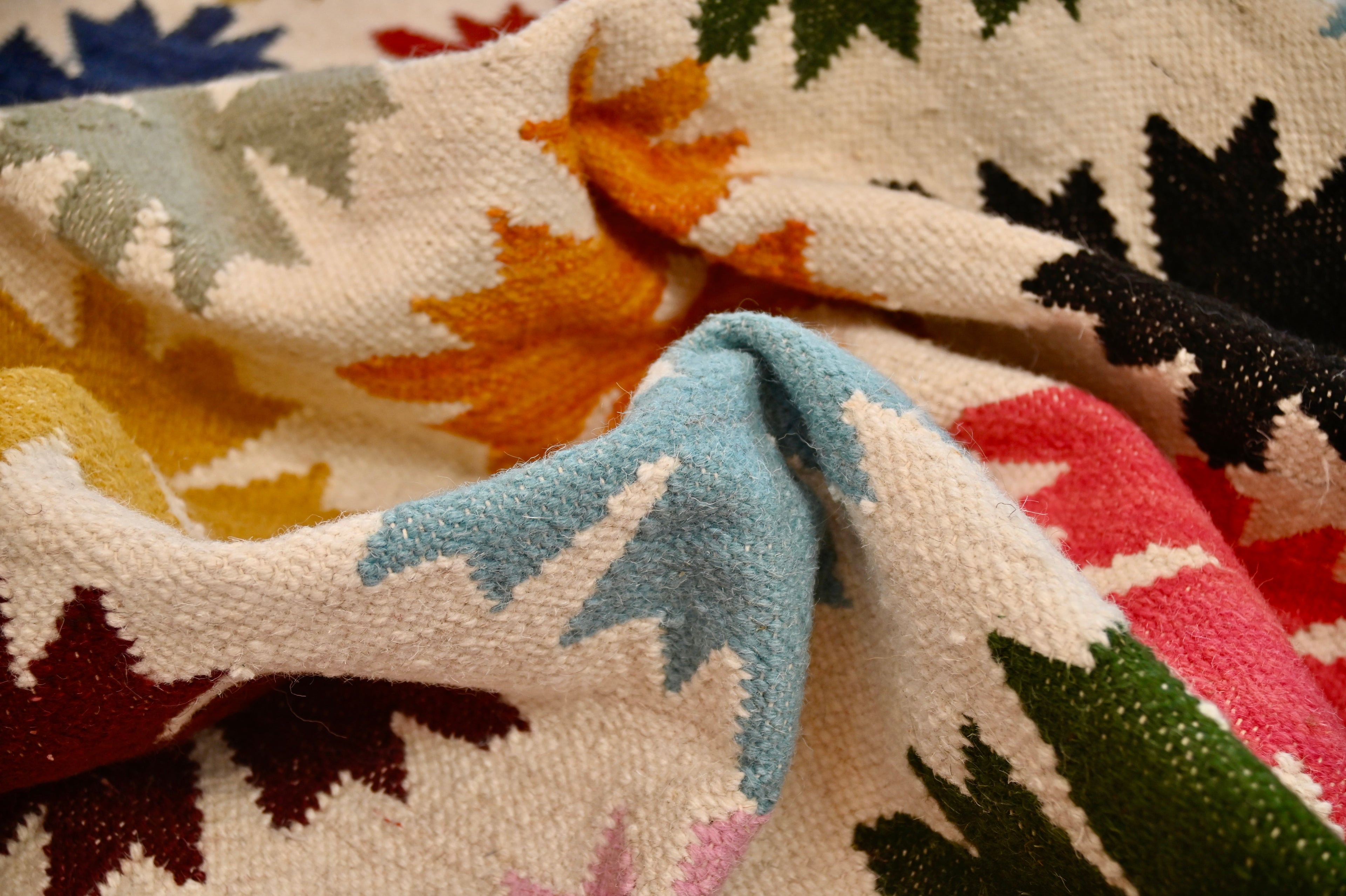 Rainbow Starburst Kilim | 5' x 8'1" | c. 1960–1970